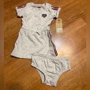 New with tags baby girl Levi’s set